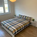 Your 11 With Parking Apartman Kassa